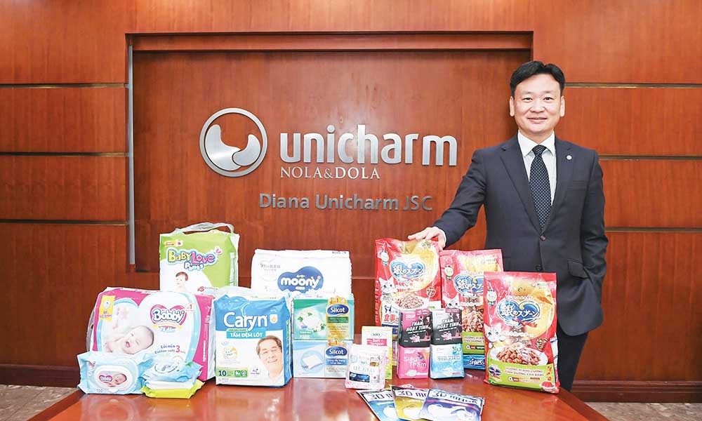 12-takahiro-okada-ceo-diana-unicharm-1753252222.jpg