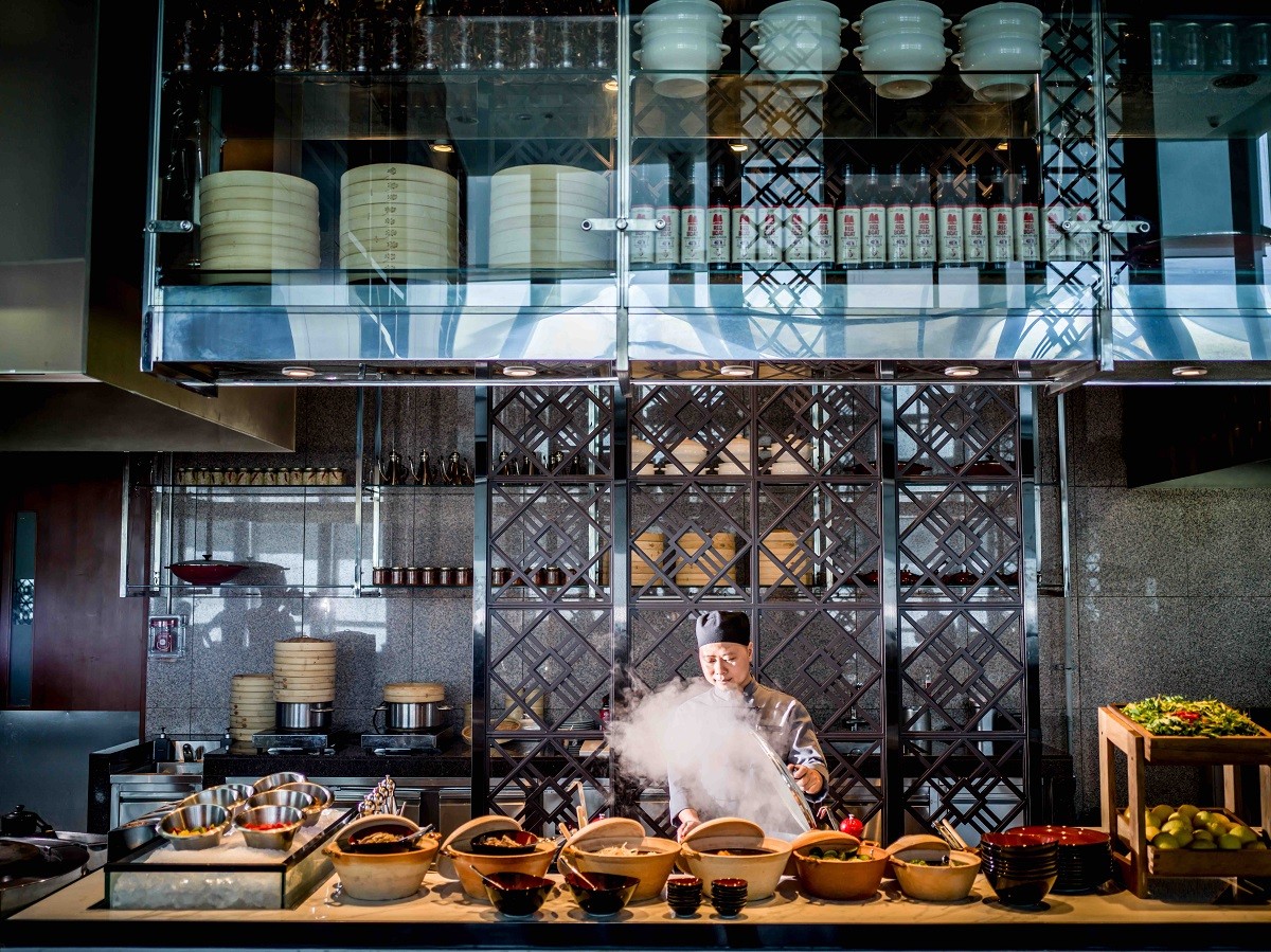 nha-hang-3-spoons-1784805493.jpg