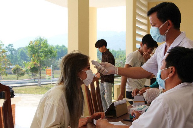  NÓNG: Bộ Y tế lên tiếng về ca nghi mắc Covid-19 tại Đà Nẵng, Bệnh viện C bị phong tỏa  - Ảnh 3.