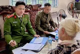 Cụ bà 78 tuổi thoát bẫy lừa đảo của đối tượng giả danh công an