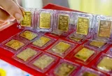Giá vàng hôm nay 9/12: Đồng loạt giảm