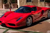 Siêu phẩm triệu đô Ferrari Enzo bị tai nạn vì nguyên nhân khó đỡ