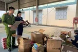 Phát hiện hơn 3.000 sản phẩm đồ chơi, thực phẩm không rõ nguồn gốc 