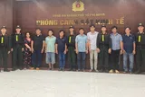 Kinh hoàng đường dây xăng A95 giả ở Tp.HCM: Pha dung môi ngay trong bồn, bán giá xăng thật