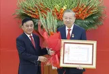 Lễ trao Huy hiệu 45 năm tuổi Đảng tặng Tổng Bí thư Tô Lâm