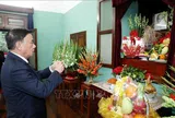 Thường trực Ban Bí thư dâng hương tưởng nhớ Chủ tịch Hồ Chí Minh tại Nhà 67