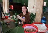 Làng bánh chưng nổi tiếng xứ Nghệ làm xuyên ngày đêm phục vụ thị trường Tết