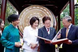 Chương trình hữu nghị đặc biệt chào mừng chuyến thăm của Tổng thống Hàn Quốc và Phu nhân