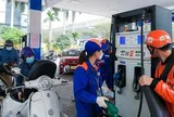 Giá dầu diesel giảm gần 2.000 đồng/lít