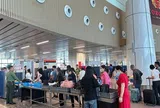 Người dân “ùn ùn” quay lại Tp.HCM sau nghỉ lễ, giao thông gặp nhiều khó khăn