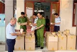Kiểm tra cơ sở sản xuất kem trộn ‘3 không’ bán 500 đơn mỗi ngày
