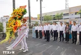 Chủ tịch Quốc hội Trần Thanh Mẫn dâng hương tại Di tích lịch sử văn hóa quốc gia Dinh quận Hóc Môn