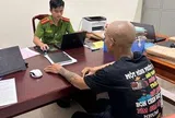 Livestream cảnh chửi bới, dọa đánh mẹ ruột, người đàn ông bị công an triệu tập