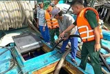 Xử lý tàu cá vận chuyển hơn 31.000 lít dầu không rõ nguồn gốc