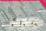 Giá bạc hôm nay (20/5): Bạc trong nước lao dốc, thế giới quay đầu phục hồi trở lại