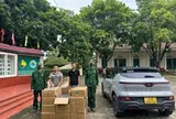Phát hiện vụ vận chuyển số lượng lớn nước tẩy rửa ao đầm không rõ nguồn gốc