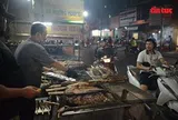 TP Hồ Chí Minh: Phố cá lóc thâu đêm đỏ lửa phục vụ ngày vía Thần Tài