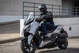 Top 4 xe ga phân khối 300-400cc hầm hố đáng mua nhất hiện nay