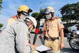 Nhiều người không biết: Báo chốt nồng độ cồn có thể bị phạt tới 20 triệu đồng