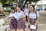 Ngày đầu thi lớp 10 Tp.HCM: Mỗi buổi ghi nhận hơn 600 thí sinh vắng mặt