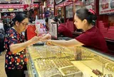 Vì sao giá vàng gần đây liên tục giảm mạnh?