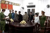 Bắt 6 đối tượng tiếp tay đường dây lừa đảo, chiếm đoạt gần 29,8 tỷ đồng