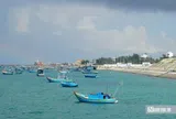Cận cảnh khu neo đậu tránh trú bão cách đất liền hơn 100km cho tàu thuyền