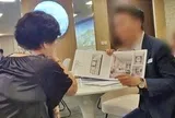 “Bẫy” hợp đồng kỳ nghỉ: Nhận diện nghệ thuật thao túng khách hàng