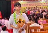 Cậu bé mồ côi viết nên kỳ tích trở thành thủ khoa trường chuyên