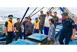 Hải quan phối hợp bắt tàu chở 30.000 lít dầu DO không rõ nguồn gốc