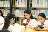 Học sinh toàn quốc được miễn phí sách giáo khoa từ năm học 2029 - 2030