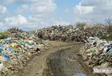 "Sống mòn" bên bãi rác khổng lồ