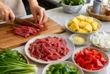 Đừng thấy thịt bò bổ mà vô tư ăn, 5 nhóm người này cần biết để tránh ảnh hưởng sức khỏe