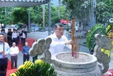 Thủ tướng Lê Minh Hưng dâng hương tại Nghĩa trang liệt sĩ quốc gia Vị Xuyên (Tuyên Quang)