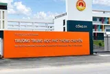 Khởi tố thêm 1 giáo viên tự ra đầu thú trong vụ điểm toán cao bất thường ở Tuyên Quang