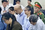 "Thoả thuận ngầm" trên xe ôtô, cựu cán bộ hải quan nhận 1,5 tỷ đồng
