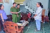 Chủ tiệm giày dép ở Cần Thơ bị khởi tố vì bán hơn 1.500 sản phẩm giả mạo nhãn hiệu
