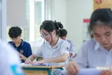 Bộ GD&ĐT công bố mức điểm được xét học bổng 3,7-5,5 triệu đồng/tháng
