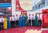 Hà Nội: Gắn biển công trình trường học chào mừng Ngày Giải phóng Thủ đô