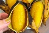 Việt Nam có loại chuối "lạ", phải luộc chín mới ăn được, cứ ra chợ là thấy