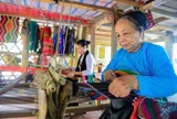 Giữ nghề dệt thổ cẩm, tạo sinh kế từ du lịch cho người dân vùng cao