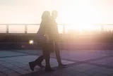 Đi bộ 10 phút sau bữa ăn mang đến 5 lợi ích không ngờ