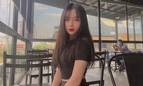 Nữ streamer Ryy với phong cách sexy làm xôn xao cộng đồng mạng