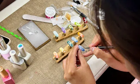 Lé Charme Academy: Địa chỉ “vàng” đào tạo nghề nail với mô hình 1 kèm 1