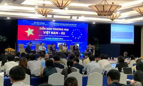 Kim ngạch thương mại hai chiều Việt Nam-EU tăng gần 15%