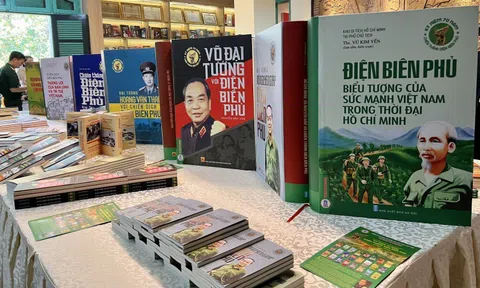 Ra mắt bộ sách đồ sộ kỷ niệm 70 năm Chiến thắng Điện Biên Phủ