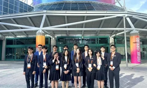 Học sinh Việt Nam giành giải Nhì Hội thi Khoa học kỹ thuật quốc tế