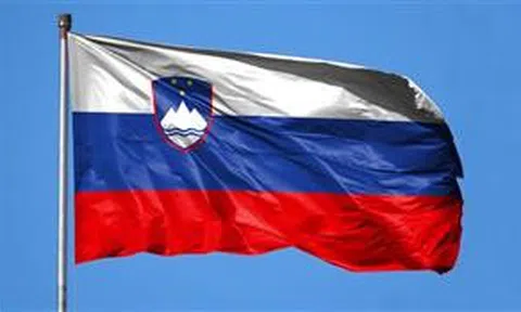 Điện mừng Quốc khánh Cộng hòa Slovenia