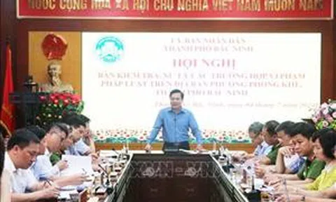 Quyết tâm xóa bỏ ô nhiễm môi trường làng nghề giấy Phong Khê