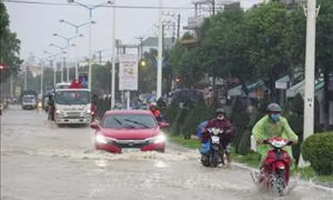 Thời tiết ngày 27/9: Mưa dông ở Nam Trung Bộ, Tây Nguyên và Nam Bộ